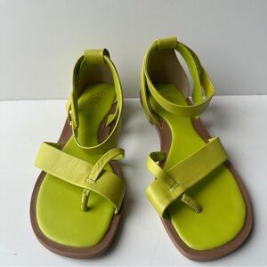 Franco Sarto Parker Women  Lime Green Leather Ankle Strap Thong Sandals Size 8.5